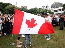 Los manifestantes dicen que no abandonarán la protesta hasta que se rescindan todas las medidas para contener la pandemia y dimita el gobierno del primer ministro canadiense, Justin Trudeau. AFP / M. Melville