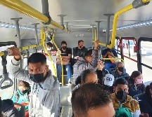 Señalaron que para checar que se cumpla con la frecuencia de paso, hay 36 controladores de servicio que se suman a 50 personas que son despachadores de transportistas. EL INFORMADOR / ARCHIVO
