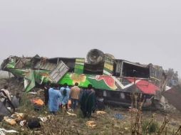 En las tareas de rescate de las víctimas también colaboraron personas que viven en las cercanías, mientras que los heridos fueron trasladados a los hospitales más cercanos. EFE