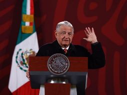 AMLO ha obtenido en su campaña política el apoyo de los electricistas. SUN/D. Sánchez