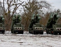 Sistemas de defensa antiaérea S-400 del ejército ruso. Emplea 3 tipos de misiles y permite neutralizar objetivos situados hasta a 400 kilómetros. EFE/Servicio de Prensa del Ministerio de Defensa de Rusia