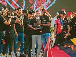 Al convencer a su equipo de ser unidos, Cocca los llevó al título después de 70 años de ayuno. EL INFORMADOR/G. Gallo