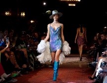 Modelo desfilando para la marca australiana Bronx and Banco en la Colección de Otoño 2022 durante la Semana de la Moda en Nueva York. EFE/J. SZENES