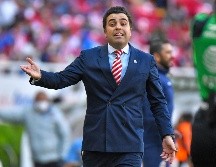 EXHIBIDO. Miguel Herrera le ganó la partida a Michel Leaño. La defensa rojiblanca poco pudo hacer ante la ofensiva felina. IMAGO7