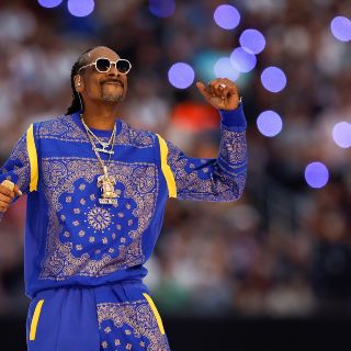 Nosotros los Guapos: Snoop Dogg comparte video viendo el programa mexicano
