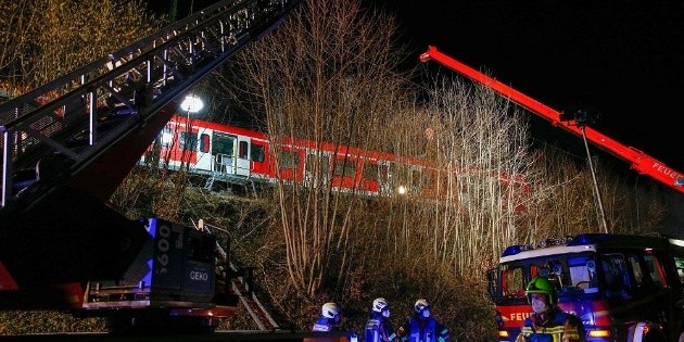 Germany: Train crash leaves one dead and more than 10 injured