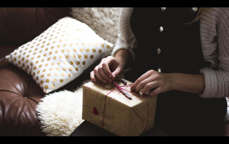 Los regalos más originales para que consientas a tu enamorado. UNSPLASH/ KIRA AUF DER HEIDE