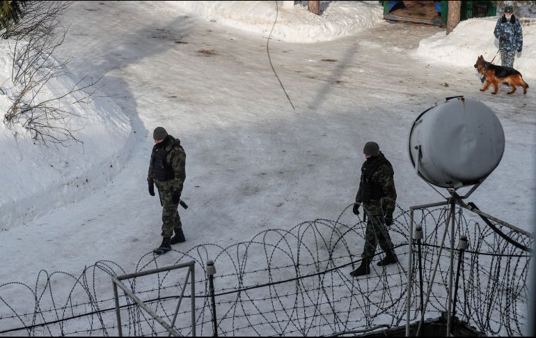 Se retiran. El ejército ruso se retiró de la frontera con Ucrania. EFE