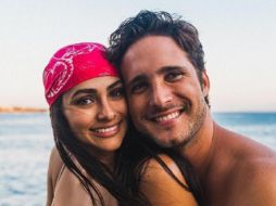 La pareja había mantenido su relación en bajo perfil hasta octubre pasado en que Notni acompañó a su novio a los premios Platino. INSTAGRAM / Diego Boneta