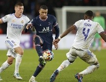 INCIERTO. Kylian Mbappé no ha renovado su contrato y no parece que vaya a hacerlo tras rechazar varias propuestas. EFE/I. Langsdon