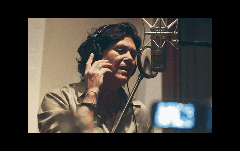 Saúl Hernández. El vocalista de Caifanes mantiene en alto la creatividad de la banda, donde todos colaboran en el proceso de formación sonora. Olga Laris / Cortesía Caifanes