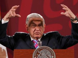 El Presidente pidió a varios periodistas que por ética transparenten sus ingresos. EFE/J. Méndez