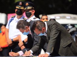 Frangie y Lemus firman el convenio entre Zapopan y Guadalajara. ESPECIAL /