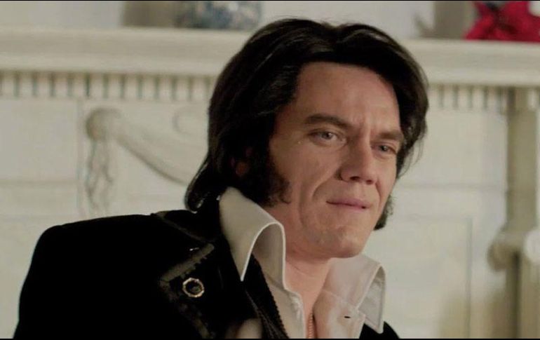 Michael Shannon, en “Elvis & Nixon”: En esta cinta de 2016, Shannon interpreta a Elvis en uno de los acontecimientos más icónicos de su carrera, el día en que se fotografió en la Casa Blanca junto a Richard Nixon (Kevin Spacey). Una instantánea que sigue siendo, a día de hoy, la fotografía más solicitada en el Archivo Nacional de Estados Unidos. 