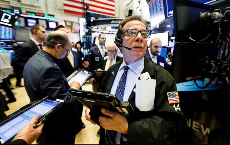 Los sectores que anteriormente ya habían tenido números negativos, ahora encabezan la lista de mayores perdidas. EFE/ ARCHIVO