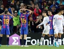 El Barça volvió a mostrar sus problemas de pegada estrellándose una y otra vez en la buena defensa del equipo napolitano. EFE/A. Estévez