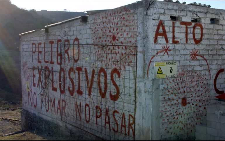 Luego de varias horas, personal de emergencias logró controlar el incendio. EL INFORMADOR/ARCHIVO