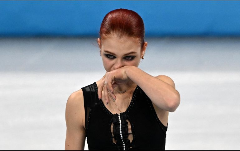 La patinadora rusa de 17 años explotó y entre lágrimas aseguró a su entrenadora que no quería volver a competir en su vida. AFP/K. KUDRYAVTSEV