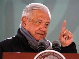 AMLO aseguró que ni él ni la gobernadora María Eugenia Campos Galván tienen permiso para pelearse cuando se trata de resolver garantizar la seguridad de la población. EFE / L. Torres