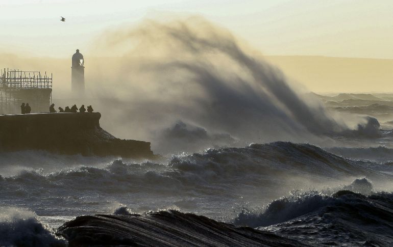 El servicio meteorológico de Gran Bretaña informó que en la isla de Wight la tormenta Eunice generó una ráfaga de viento estimada preliminarmente en 196 kilómetros por hora. AFP/G. Caddick