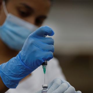 Día de la Enfermera: Rinden homenaje a su labor ante el COVID