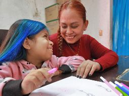 Katherine y su madre han visitado a diputados locales para pedir una reforma que incremente la donación de órganos. EL INFORMADOR/A. Camacho