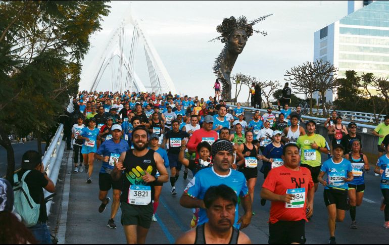 El medio maratón iniciará a las 6:30 de la mañana y se estima que concluya alrededor de las 11:00 del día. EL INFORMADOR / ARCHIVO