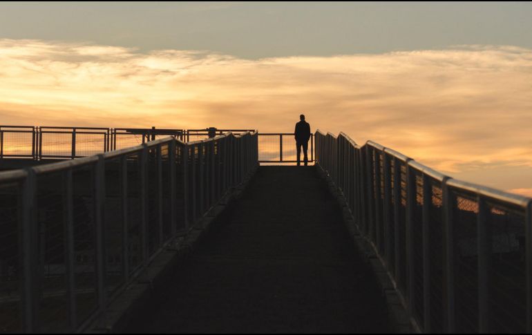 El síndrome se presenta más en personas que padecen problemas afectivos del tipo depresivo. ESPECIAL/Photo by Gabriel on Unsplash