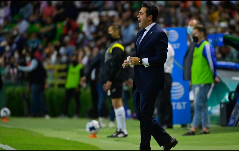 Leaño ha dirigido al equipo en 15 partidos y sólo ha conseguido el triunfo en cuatro ocasiones. IMAGO7/S. Laureano