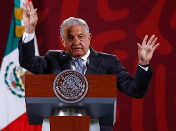 AMLO acusó que las constantes denuncias son parte de una campaña de desprestigio que busca debilitar al gobierno. SUN / S. Sánchez