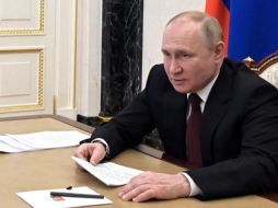 El presidente Putin también tiene previsto hacer una declaración en la televisión de Rusia en breve, informaron los medios oficiales este lunes. EFE / A. Nikoslky