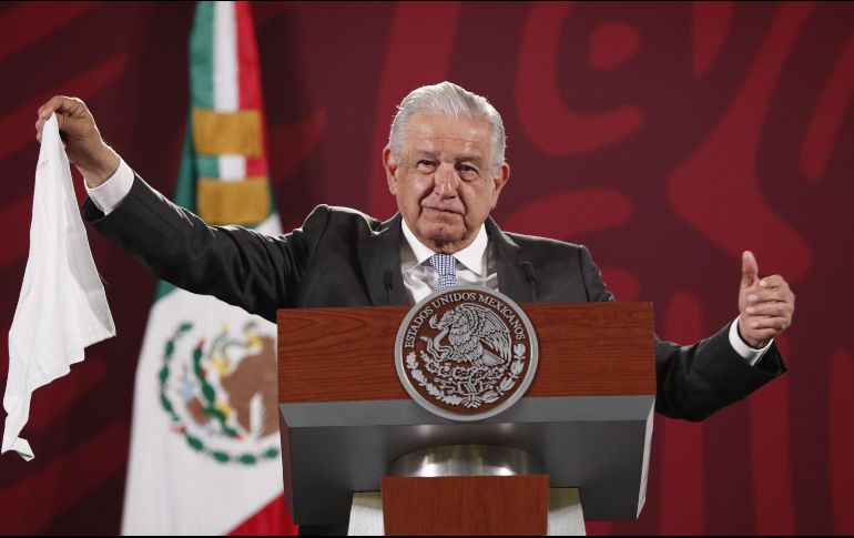 López Obrador acusó que las constantes denuncias son parte de una campaña de desprestigio que busca debilitar al Gobierno y en especial a él. EFE/J. Méndez