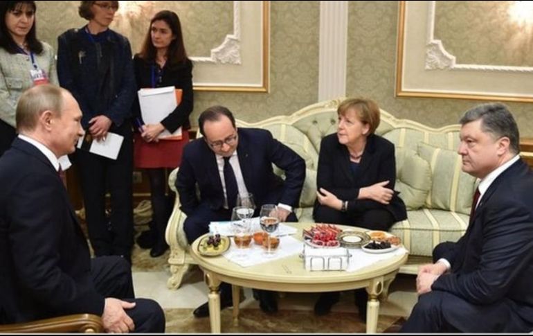 Los líderes de Rusia, Francia, Alemania y Ucrania durante la firma del Acuerdo de Minsk de 2015. AFP