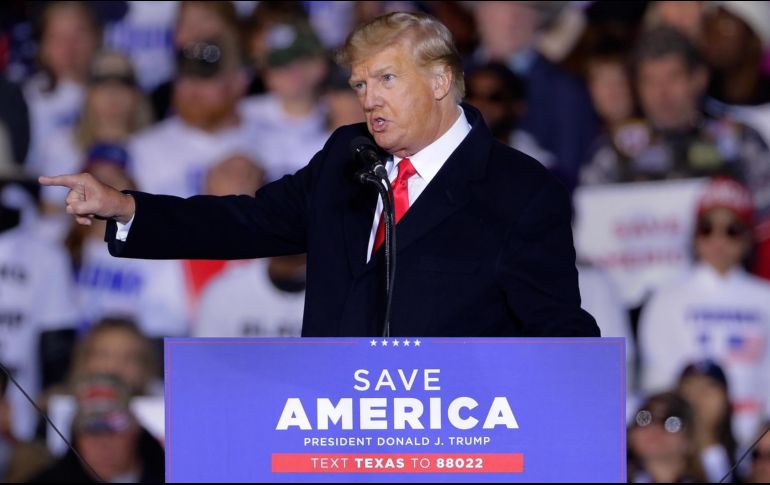 Esta decisión pone fin a los intentos que intentos de Trump, que buscaba evitar que los legisladores puedan acceder a los documentos. EFE/ M. Wyke