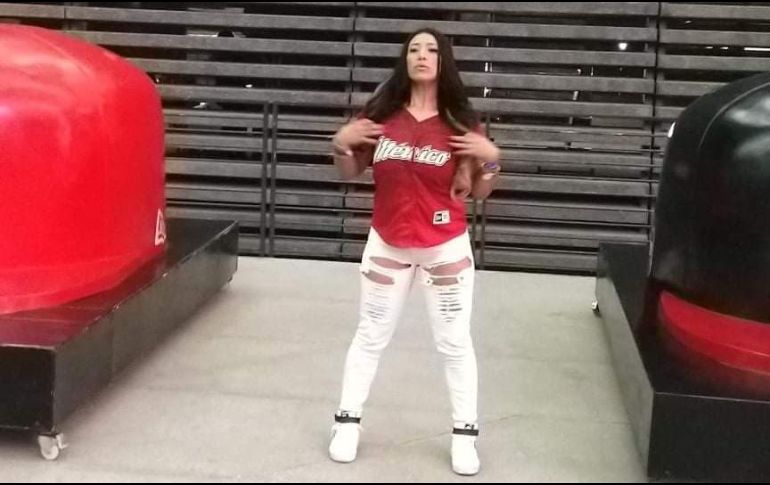 Michelle emigró en 2013 de Coatzacoalcos a la Ciudad de México para cumplir su sueño como conductora de deportes. INSTAGRAM/michellsimonmx