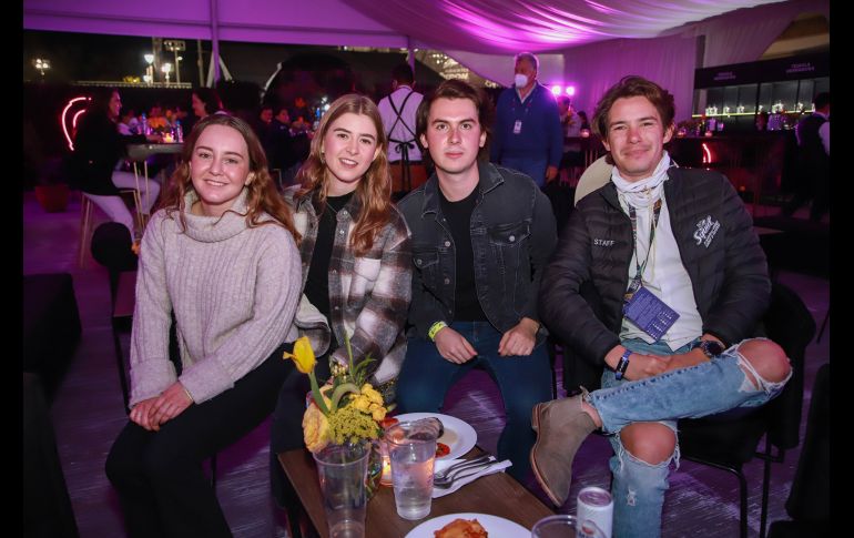 Daniela Avalos, Claudia Madero, Rodolfo Velázquez y Marcelo Garciarce. GENTE BIEN JALISCO/ ANTONIO MARTINEZ