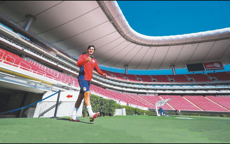 Otro chip. Antes de partir a Europa, Macías externaba principalmente sus ganas de emigrar al Viejo Continente, ahora su foco está en ser feliz y triunfar con el Guadalajara. @chivas