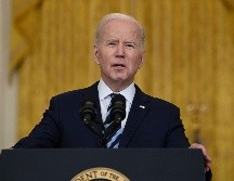 Biden asegura que el presidente de Rusia, Vladimir Putin rechazó el diálogo y eligió la violencia por lo cual decide anunciar sanciones que tendrán consecuencias económicas a corto y largo plazo. AFP / B. Smialowski