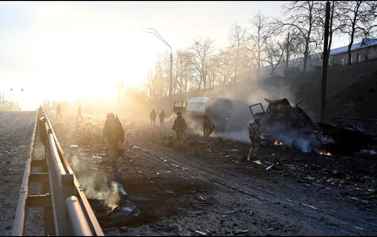 Putin ordenó este sábado a sus tropas avanzar en todos los frentes en una ofensiva total. EFE/S. Supinsky