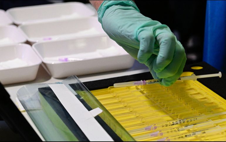 Los entrevistados le temen a los efectos de la dosis, así como el no poder viajar. AFP/T. Schwartz