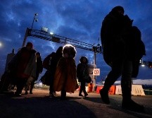 Todos los países vecinos de Ucrania mantienen sus fronteras abiertas a los refugiados, de los cuales hay un cierto número que ha ido a Rusia. AP / P. D. Josek