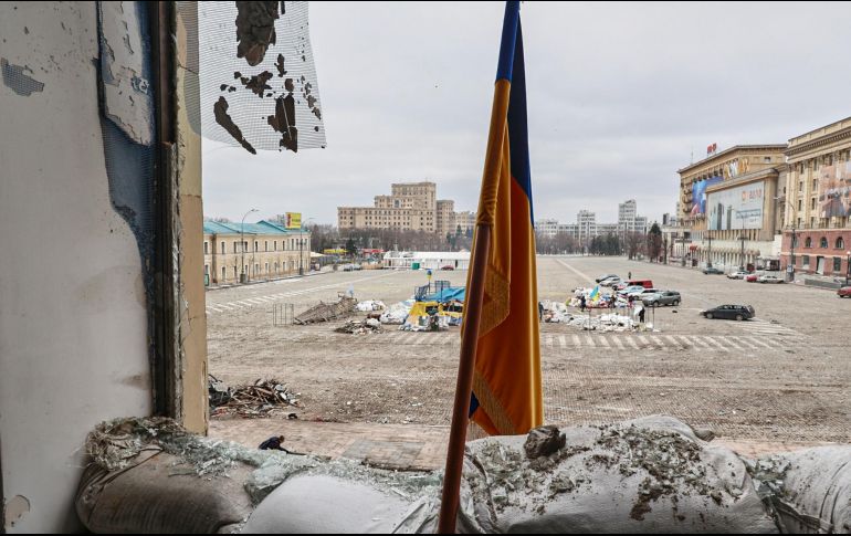 La FIFPRO pidió apoyo para evacuar a las personas inocentes atrapadas en medio de la guerra, iniciada por la entrada del ejército ruso a territorio de Ucrania el pasado 24 de febrero. EFE / S. Kozlov