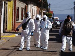 Por diversas traiciones entre 