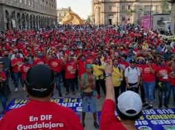 Los quejosos caminaron desde el cruce de las calles Chapultepec e Hidalgo para llegar al edificio del Ayuntamiento en el Centro. ESPECIAL