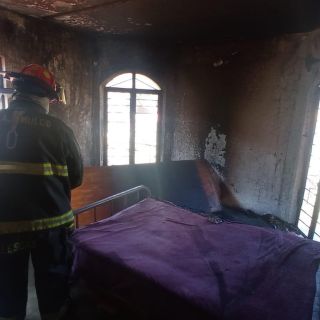 Seguridad en Jalisco: Bomberos apagan dos incendios en casas en Tlajomulco