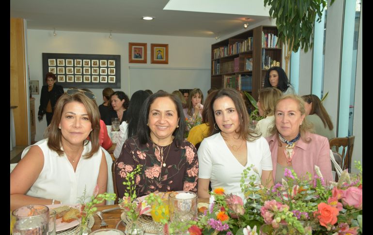 Adriana Ortiz, Gabriela Ramos, Cecilia Leysegi y Janina Gudiño. GENTE BIEN JALISCO/MARIFER RACHED