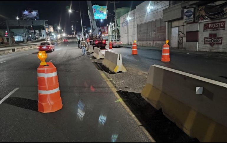 Las boyas no eran respetadas por los automovilistas, eso provocaba acumulación de vehículos en carriles centrales y laterales. ESPECIAL