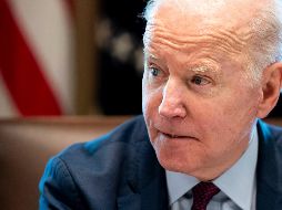 El alcalde de la ciudad informó que el fuego se desató tras disparar las fuerzas rusas contra la planta y que se declaró una amenaza para la primera unidad tras haber sido alcanzada por proyectiles. EFE / L. Vogen