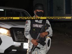 El hallazgo se derivó de una denuncia de los vecinos del lugar, mientras que las fuerzas mexicanas esperaron gran parte del día la emisión de una orden de un juez para allanar el inmueble. EFE / J. Manuel