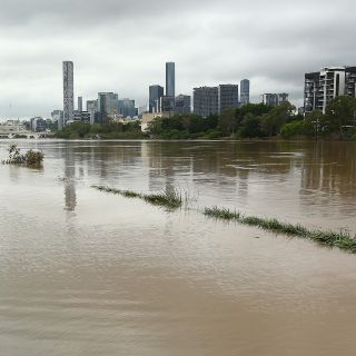 Australia ordena evacuar a 200 mil personas por lluvias